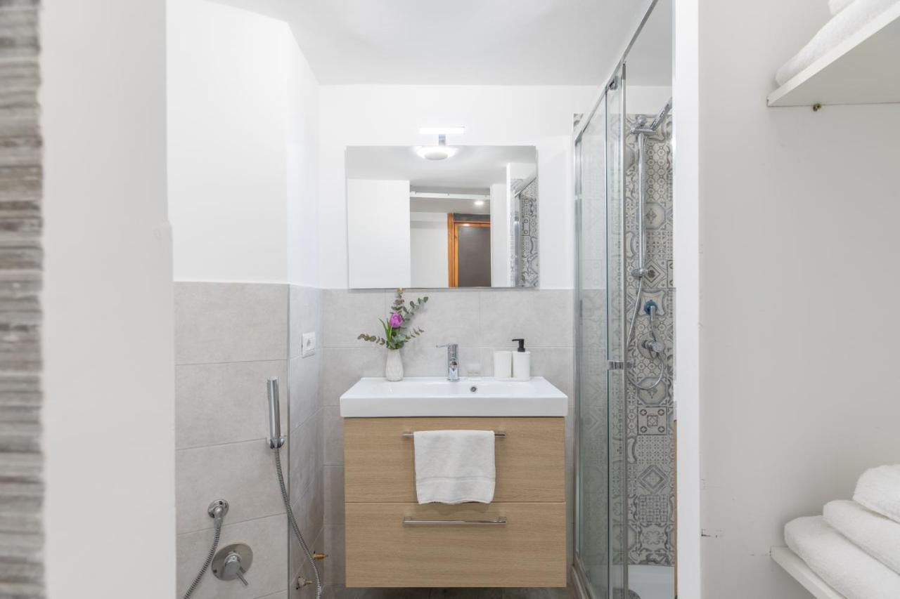 Comfy Studio X2 - Trastevere District! Rome Exterior photo